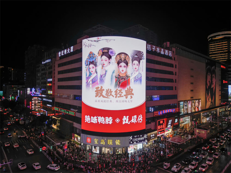 知名小食品牌借戶外媒體銷量暴漲，咋干的？